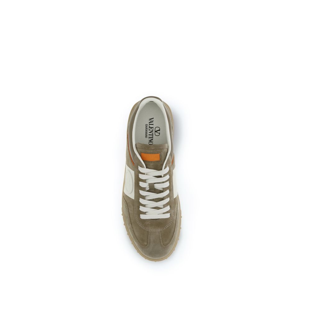 Valentino Garavani Beige Calf Leather Bos Taurus Low Top Sneakers Valentino Garavani