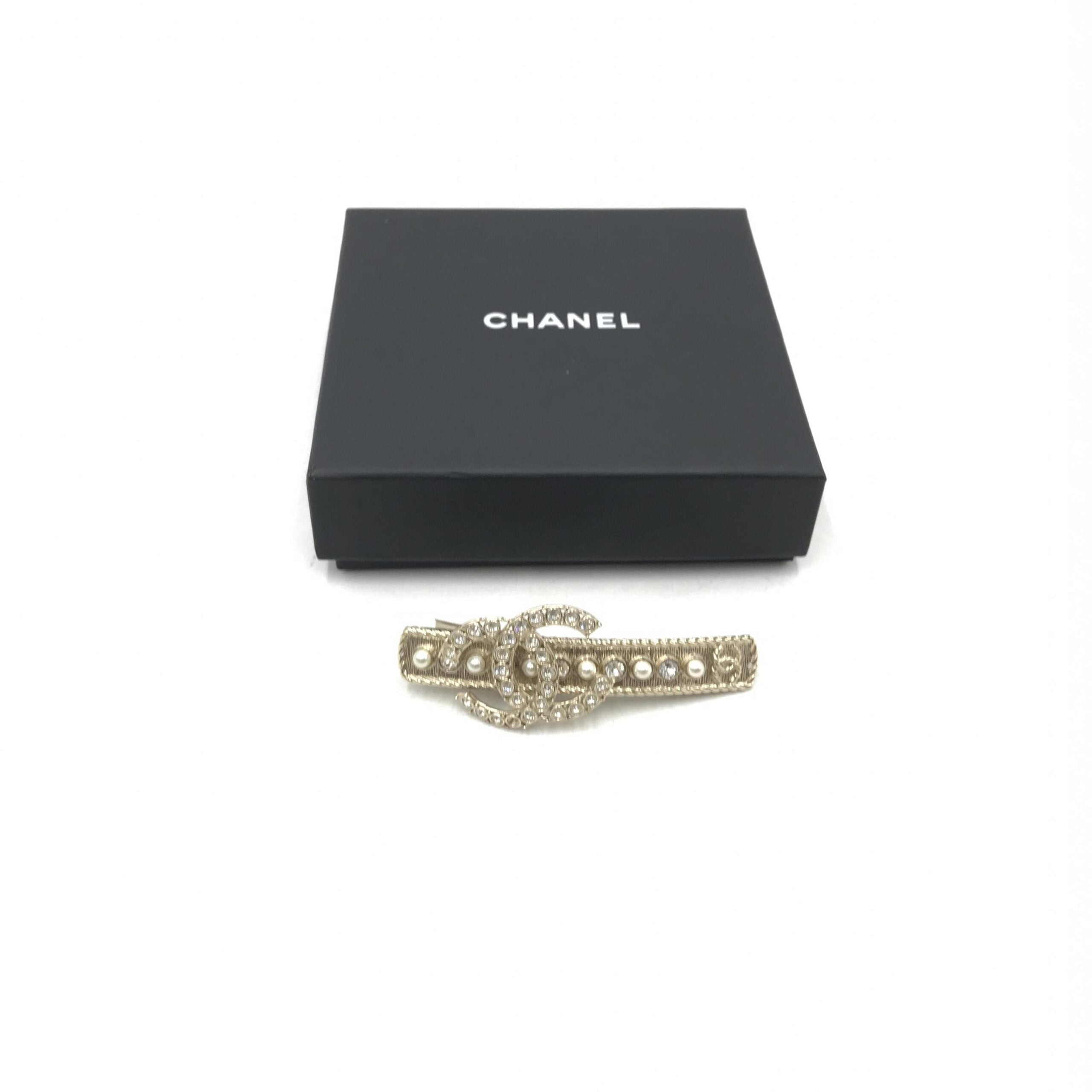 Chanel Crystal Pearl CC Hair Clip Chanel