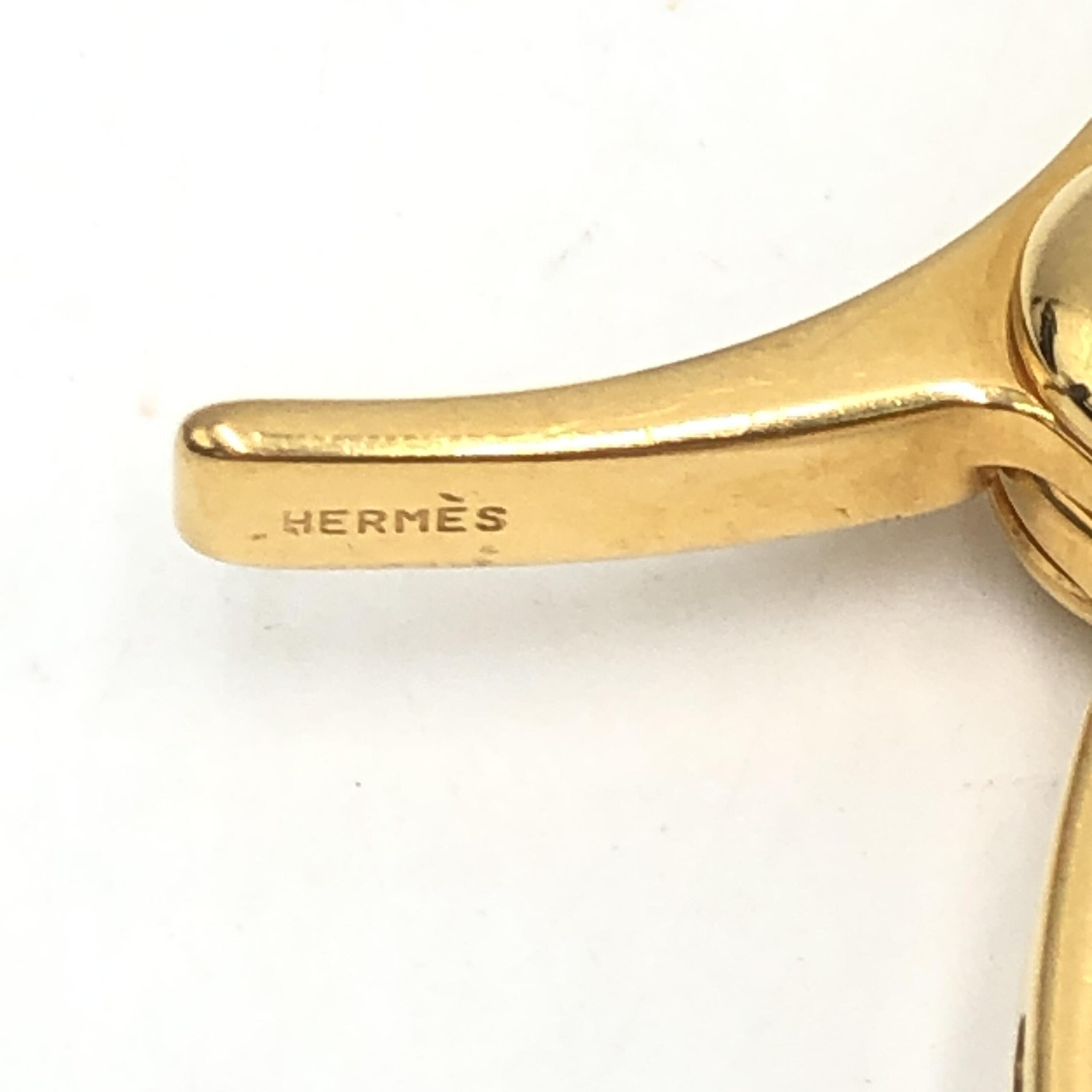 Hermès Gold Metal Glove Holder Keychain Hermès