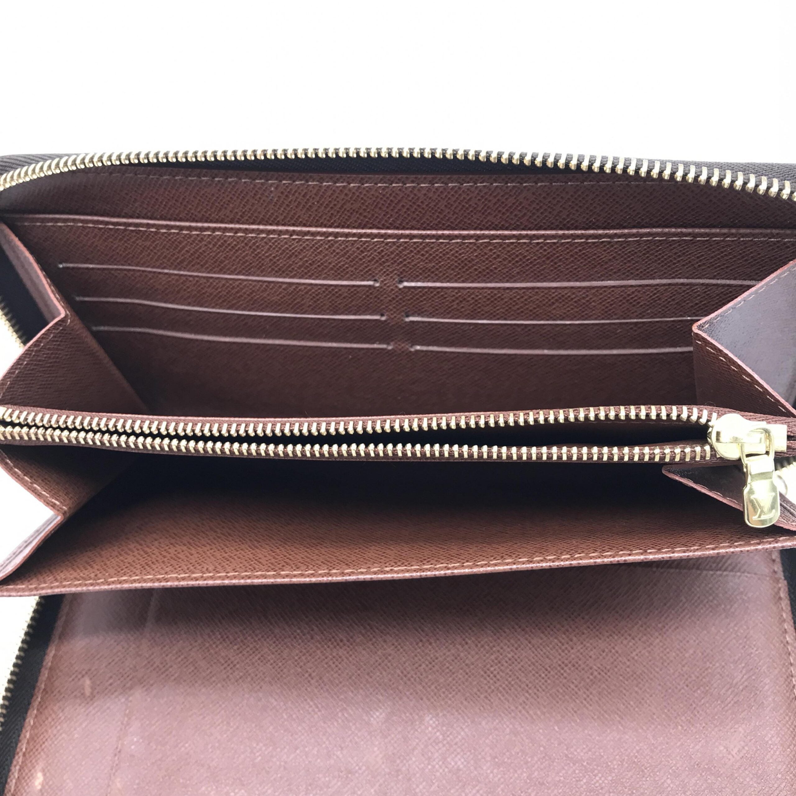 Louis Vuitton Monogram Zippy Wallet In Good Condition Louis Vuitton
