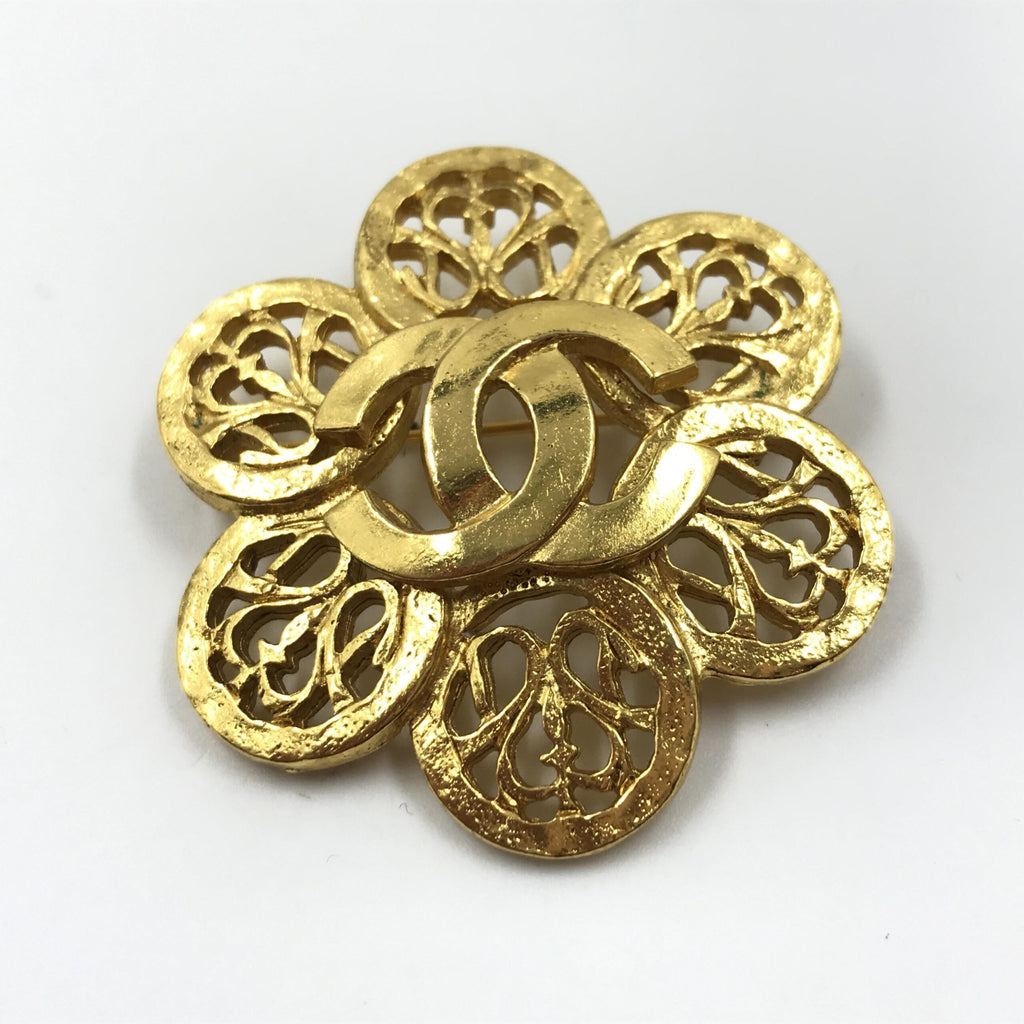 Chanel Costume Jewlery Vintage Brooch Coco Medallian Chanel