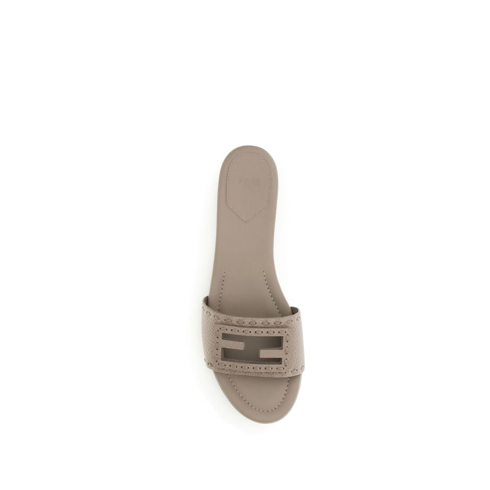 Fendi Gray Calf Leather Bos Taurus Flat Sandals Fendi