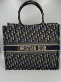 Dior DIOR TOTE BOOK Grande Tote Dior