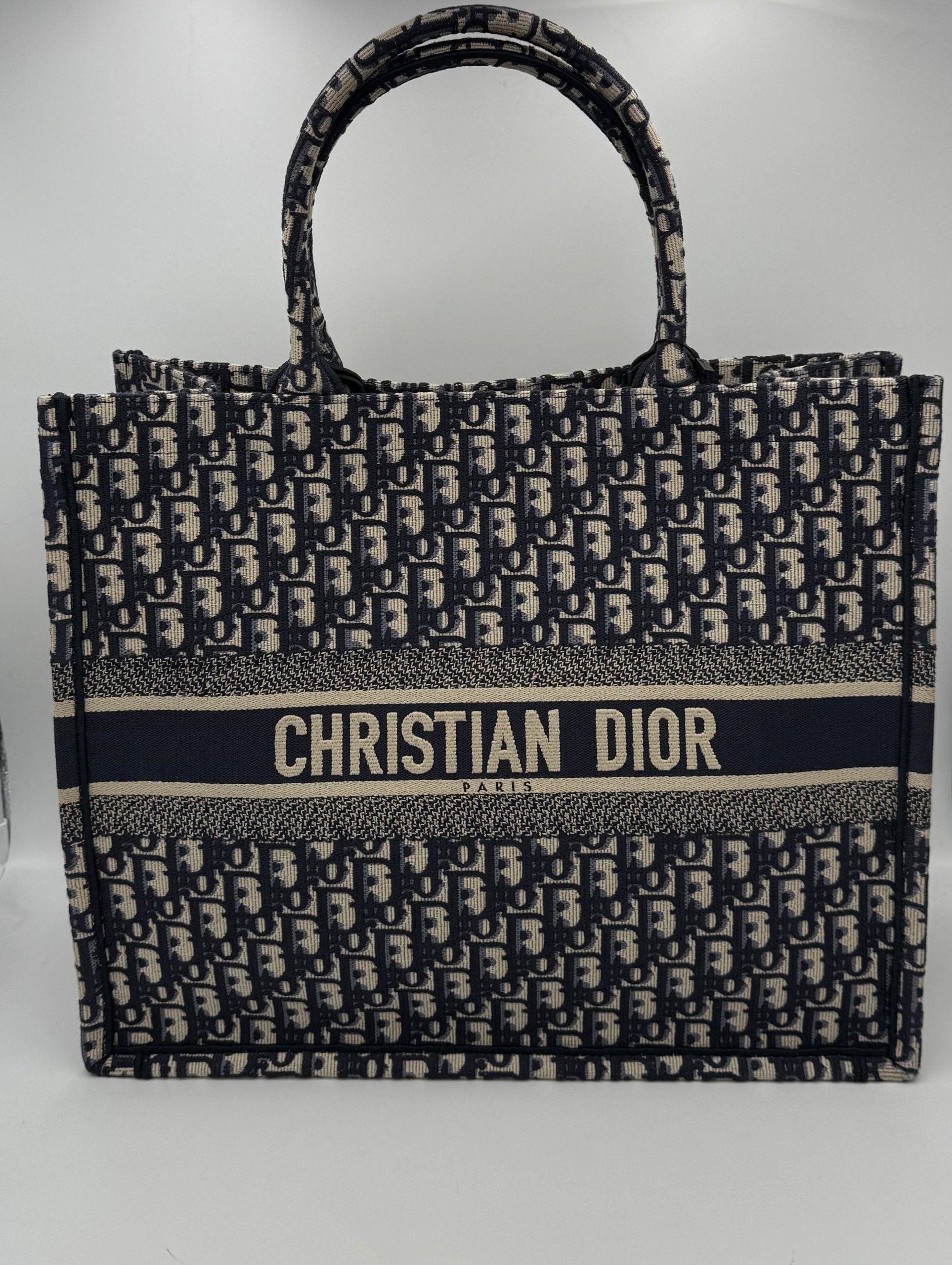 Dior DIOR TOTE BOOK Grande Tote Dior