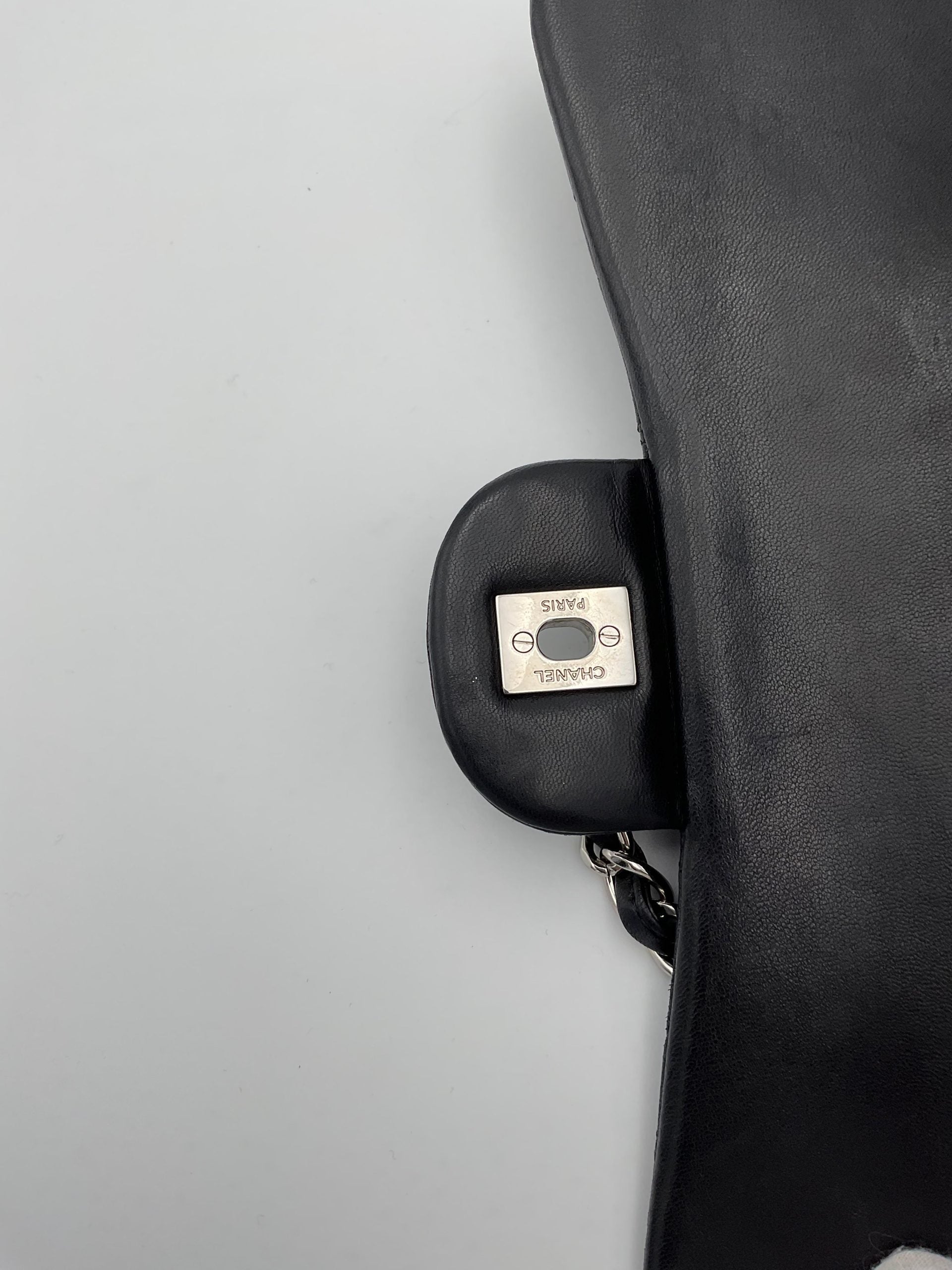 Chanel CHANEL Timeless Classique Jumbo Handbag Chanel