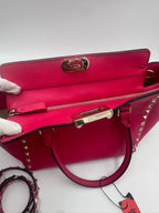 Valentino Garavani VALENTINO GARAVANI Rockstud Medium Pink Handbag Valentino Garavani