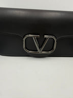 Valentino Garavani VALENTINO GARAVANI VLOGO Black Handbag Valentino Garavani
