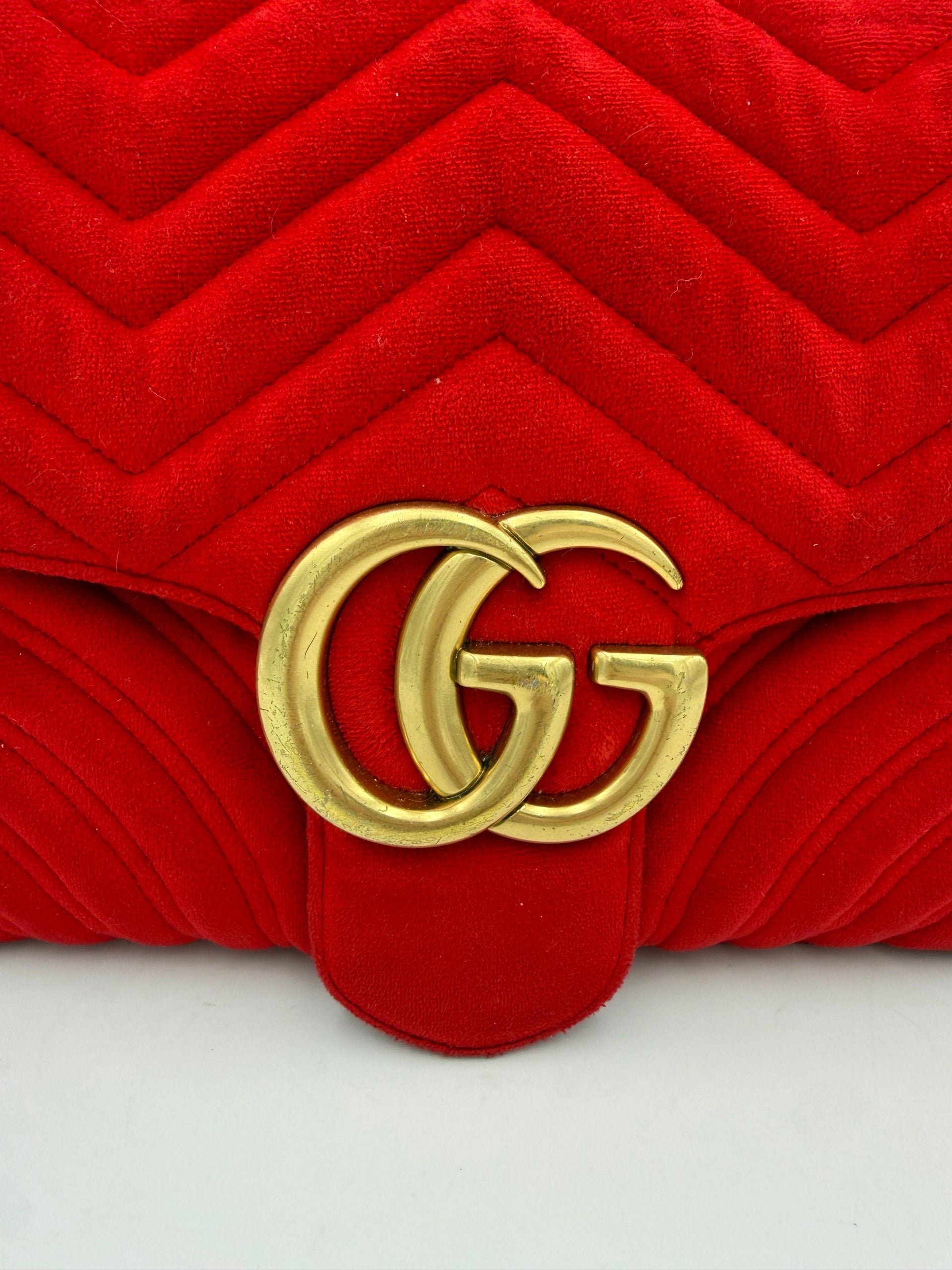 Gucci GUCCI MARMONT Red Velvet Handbag Gucci