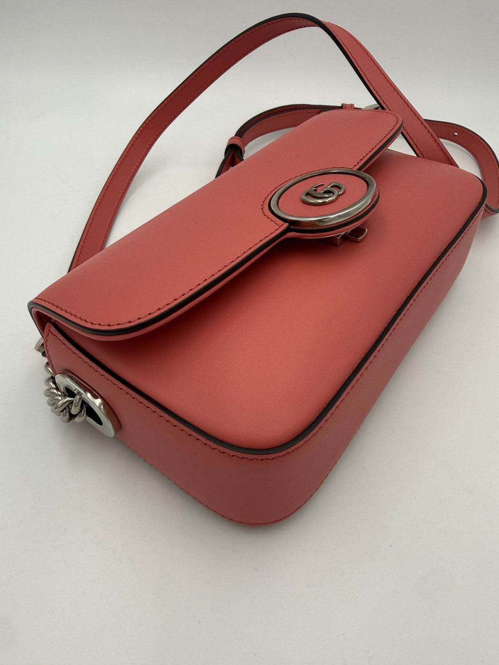 Gucci GUCCI GG Marmont in Leather Shoulder Bag Gucci
