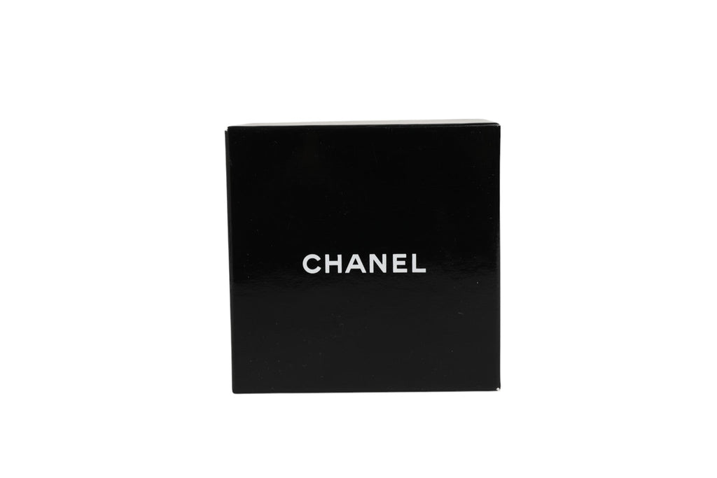 Chanel White flower Brooch Chanel