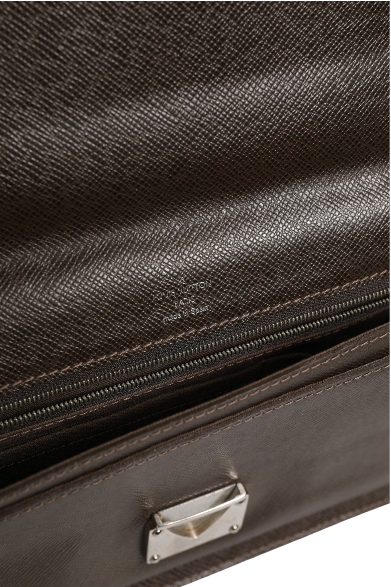 Louis Vuitton Belaia Clutch Taiga Leather Louis Vuitton