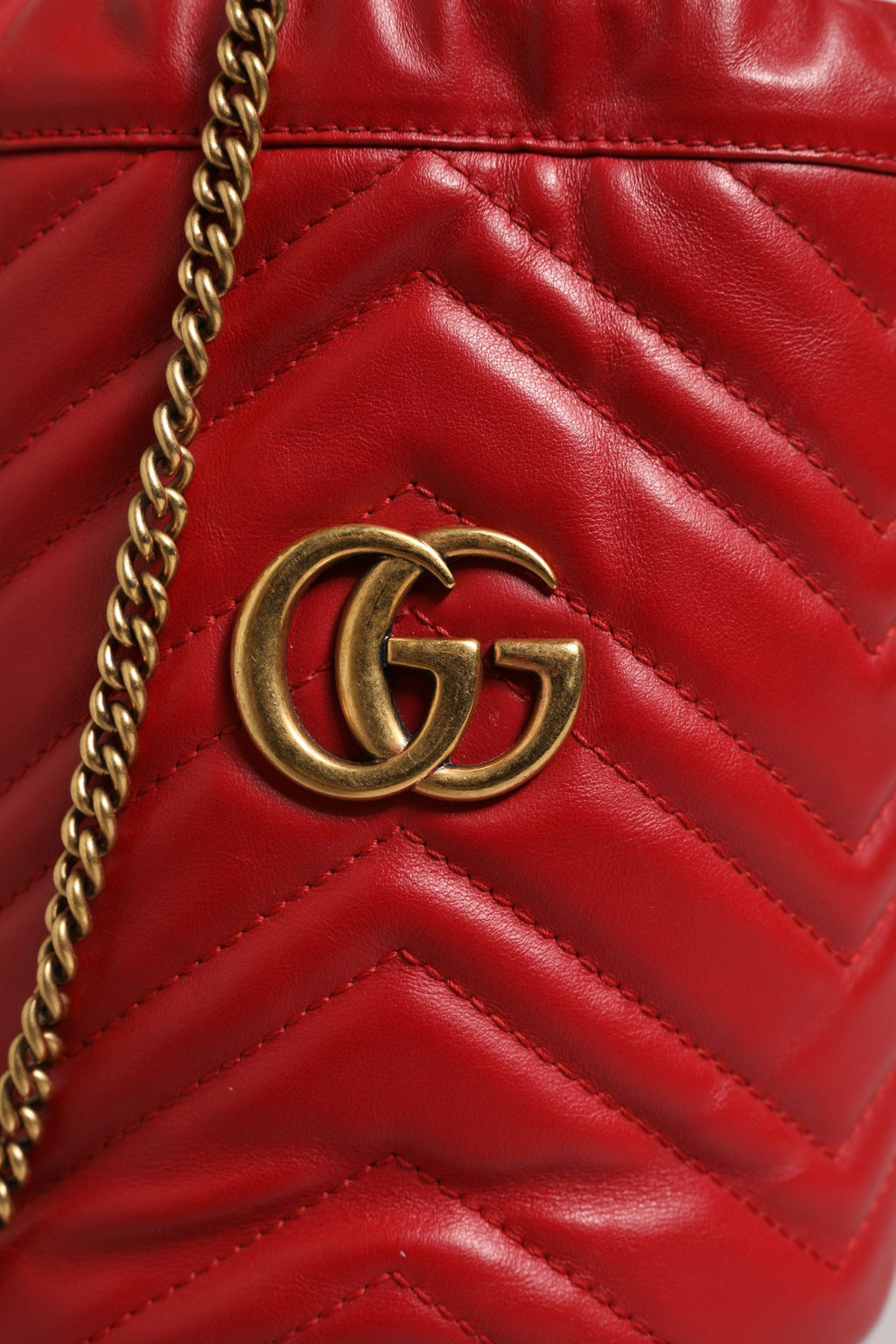 Gucci Red Chevron-quilted Calfskin Leather GG Marmont Bucket Bag Gucci
