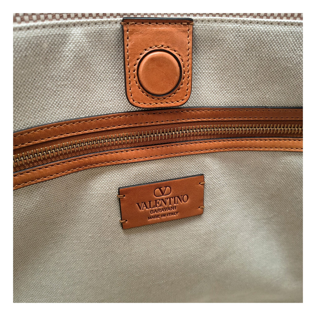 Valentino Garavani Beige Fabric Handbag Valentino Garavani