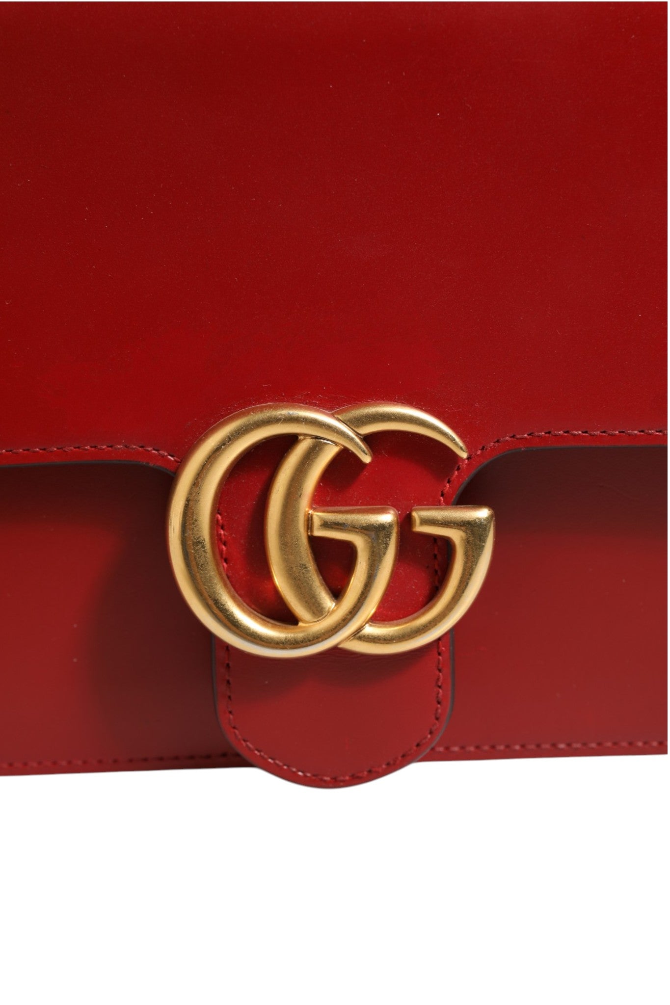 Gucci Marmont small shoulder bag in Rosso Ancora red leather Gucci