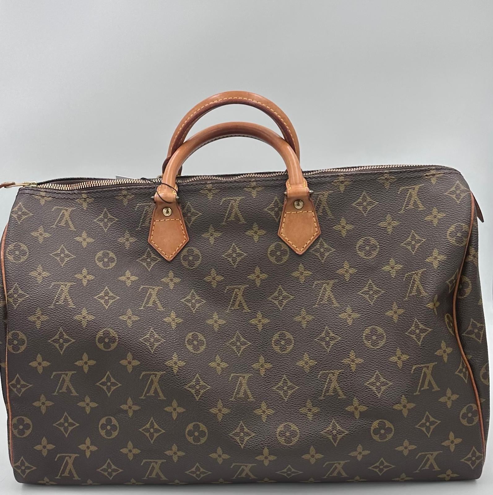 Louis Vuitton LOUIS VUITTON Speedy 40 Monogram Handbag Louis Vuitton