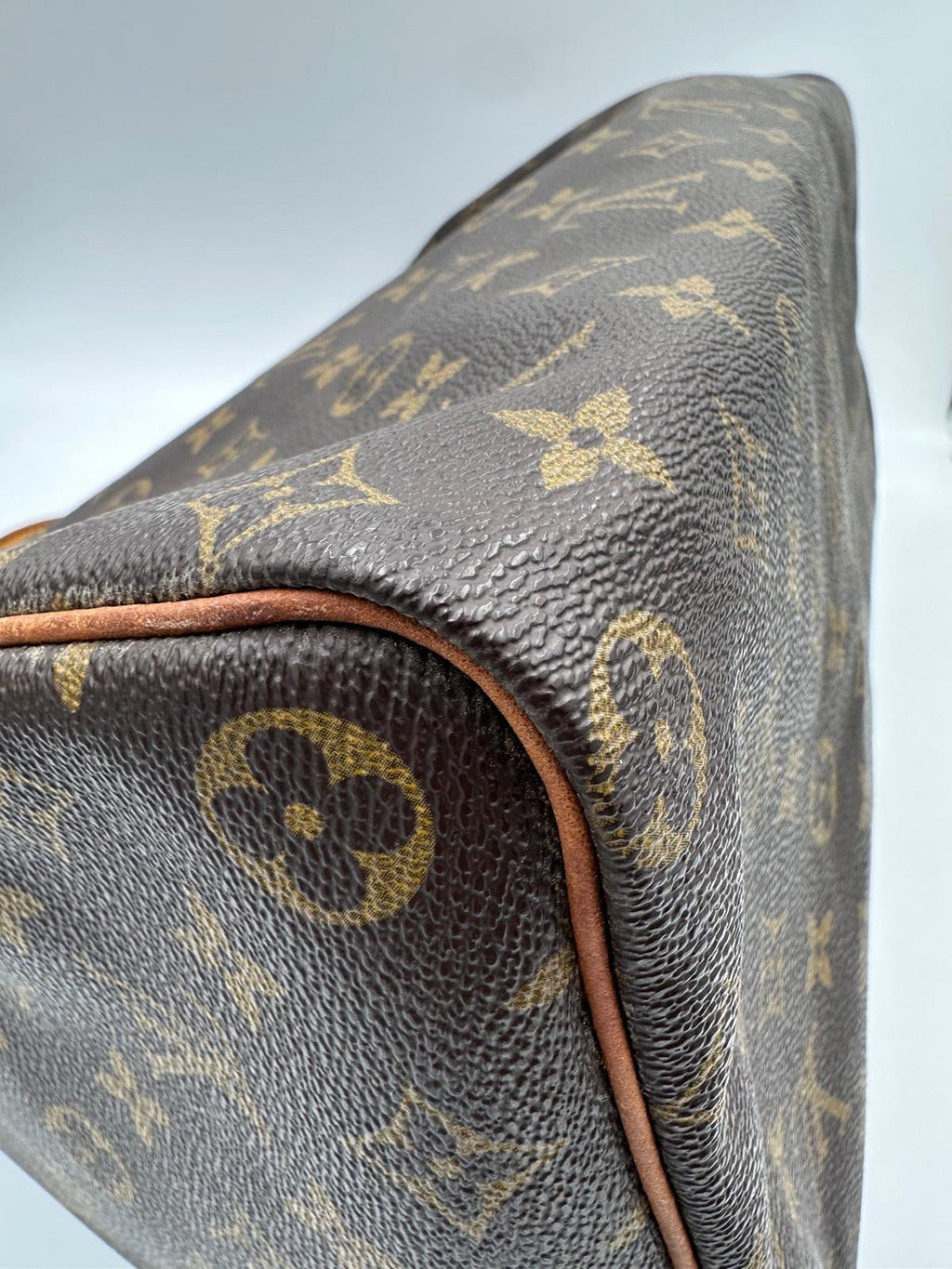 Louis Vuitton LOUIS VUITTON Speedy 40 Monogram Handbag Louis Vuitton