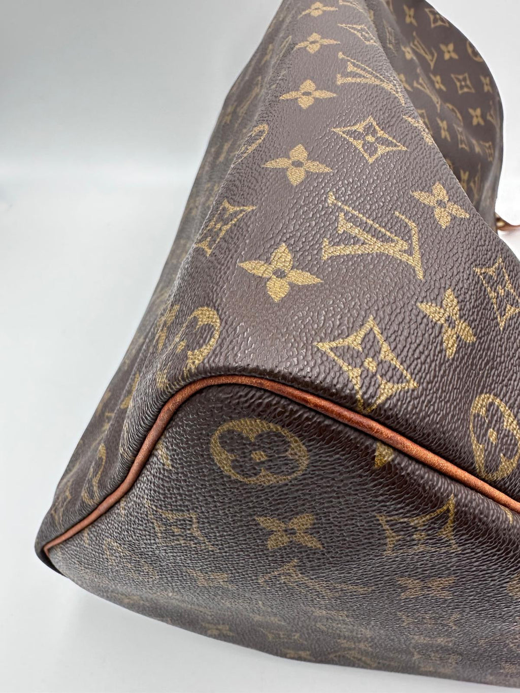 Louis Vuitton LOUIS VUITTON Speedy 40 Monogram Handbag Louis Vuitton