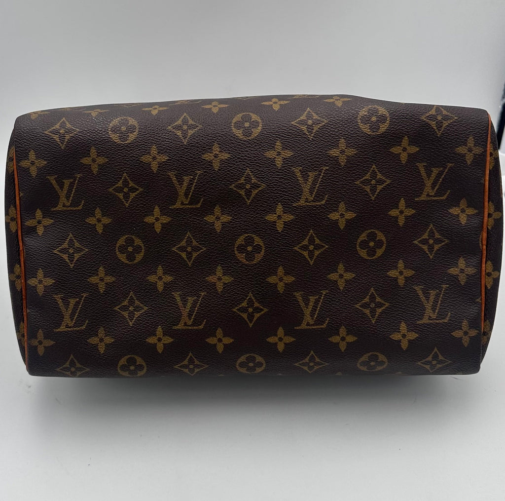 Louis Vuitton LOUIS VUITTON Speedy 30 Monogram Handbag Louis Vuitton