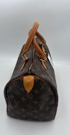 Louis Vuitton LOUIS VUITTON Speedy 30 Monogram Handbag Louis Vuitton