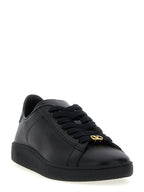 Valentino Garavani Black Calfskin Low Top Sneakers Valentino Garavani