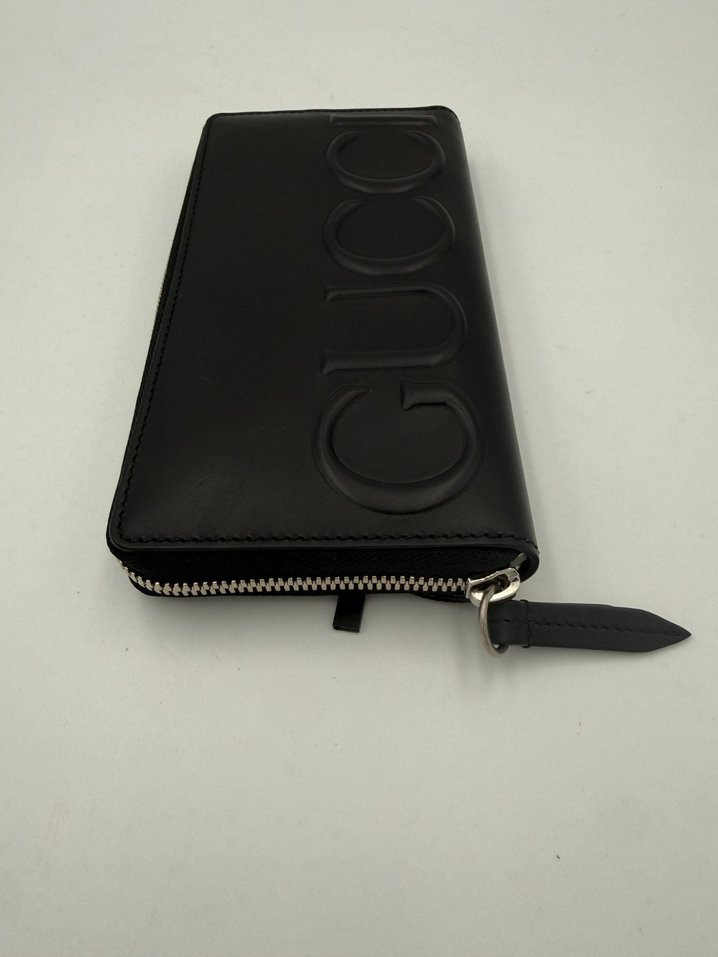Gucci GUCCI Zip Black Front Logo Embossed Wallet Gucci