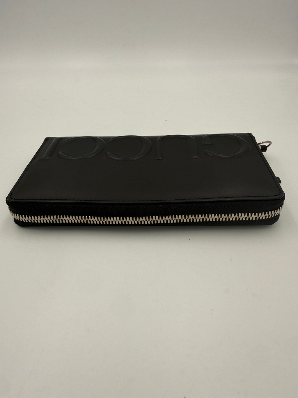 Gucci GUCCI Zip Black Front Logo Embossed Wallet Gucci