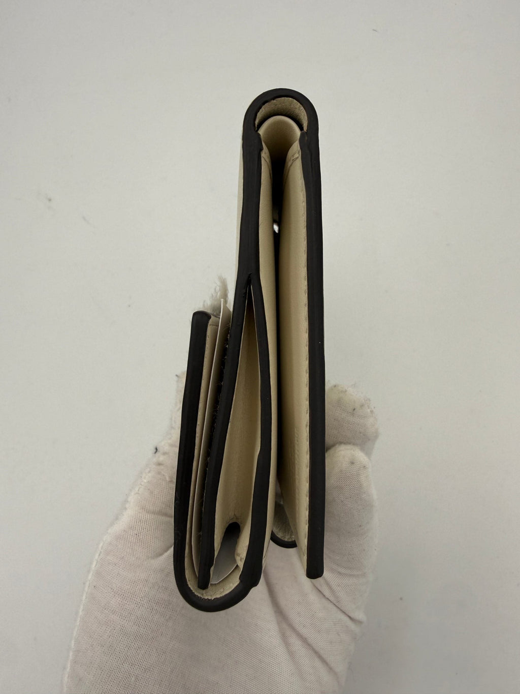 Gucci GUCCI GG Marmont Compact Wallet Gucci