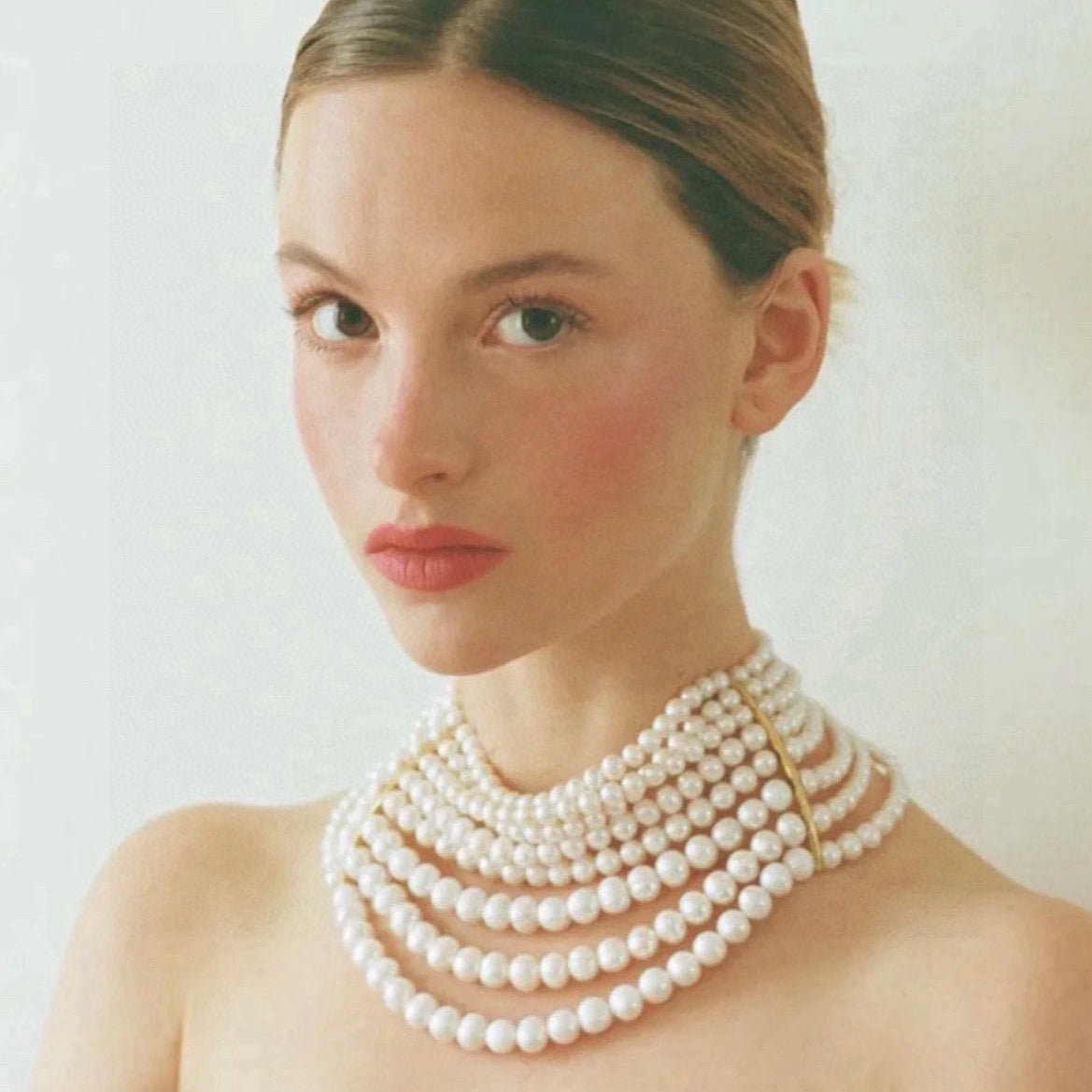 Vintage handmade multi-layer glass pearl choker exaggerated necklace eprolo