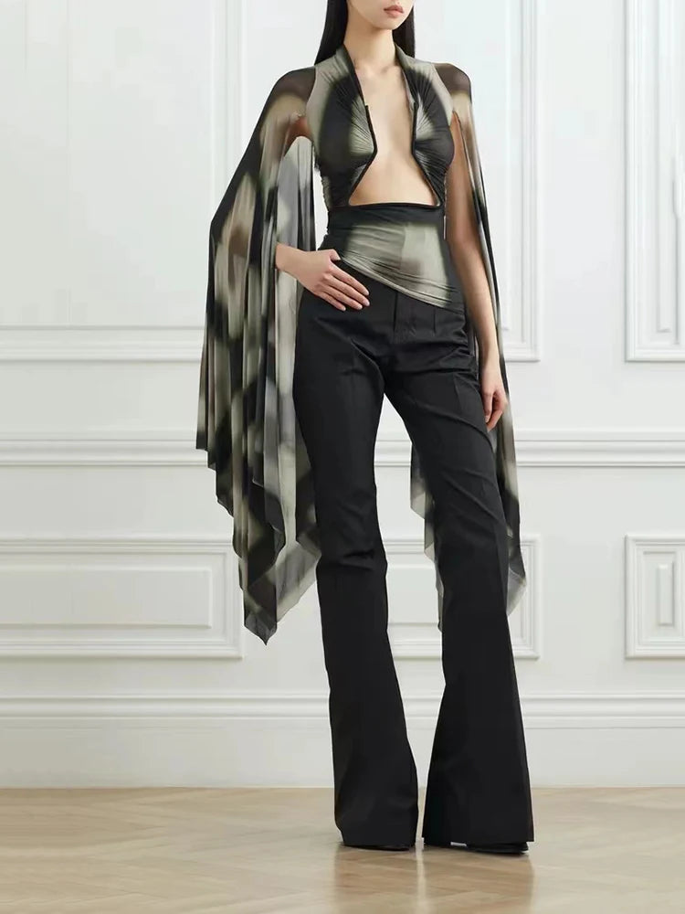 Contemporary Charm: Slim-Fit Y2K Top with Cutouts eprolo