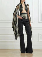 Contemporary Charm: Slim-Fit Y2K Top with Cutouts eprolo