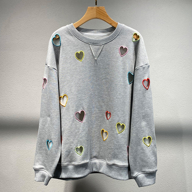 Small niche autumn and winter new grey round neck hollow out heart embroidered long sleeved hoodie for women eprolo
