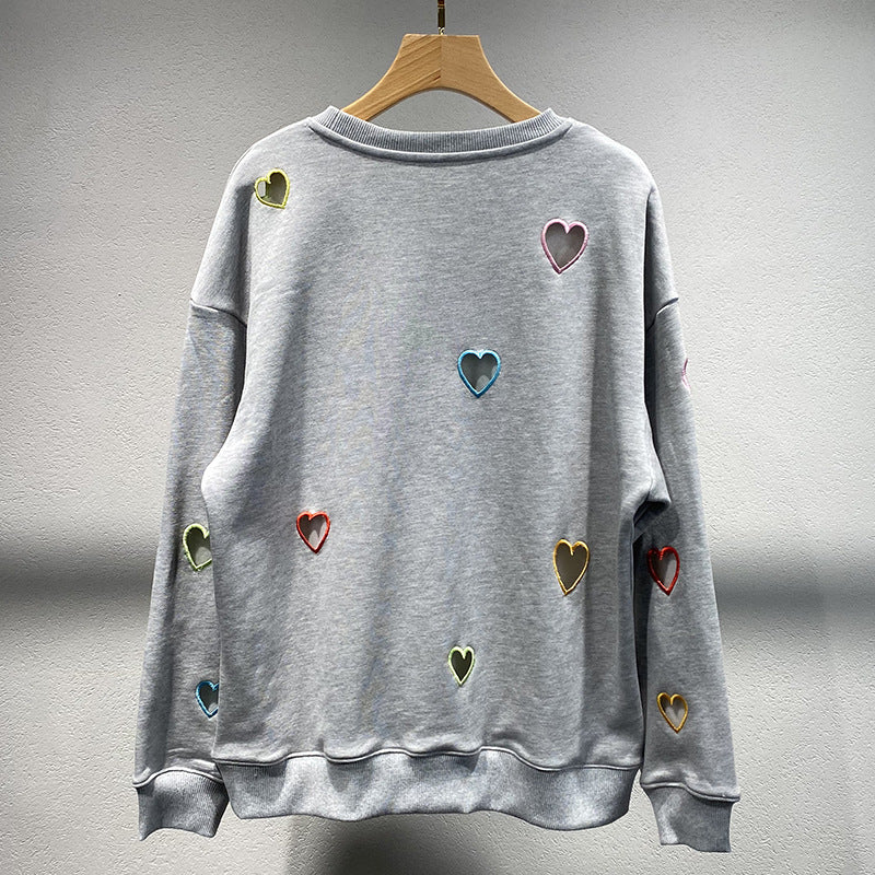 Small niche autumn and winter new grey round neck hollow out heart embroidered long sleeved hoodie for women eprolo