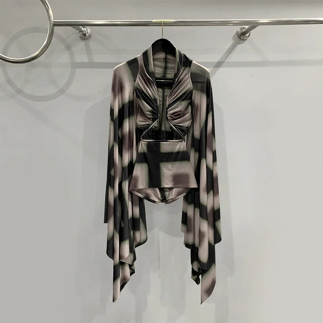 Contemporary Charm: Slim-Fit Y2K Top with Cutouts eprolo