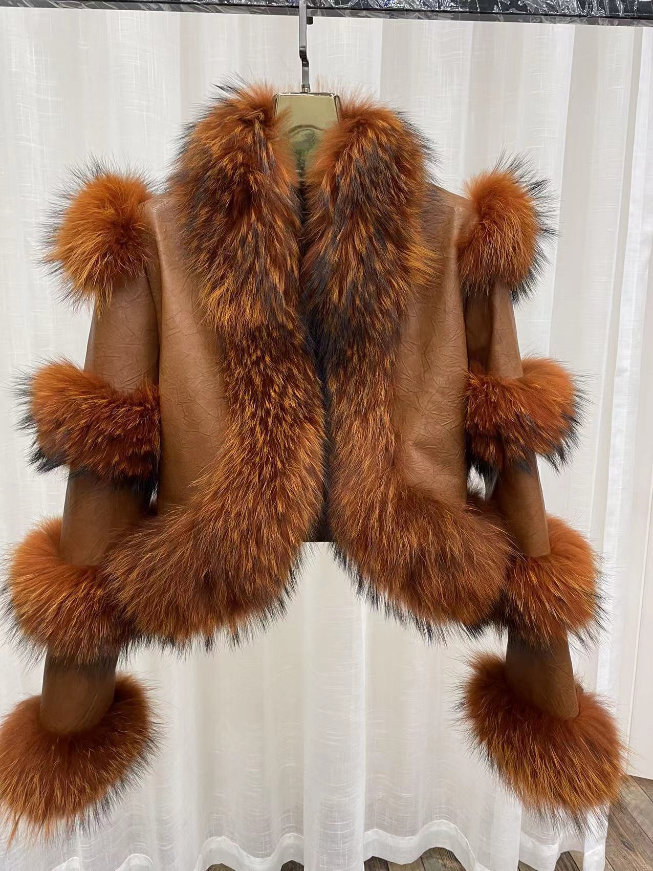 Elegant Bright Patent Leather Pattern Sheepskin Fashion Short Fox Fur Coat LittleYogaSocks