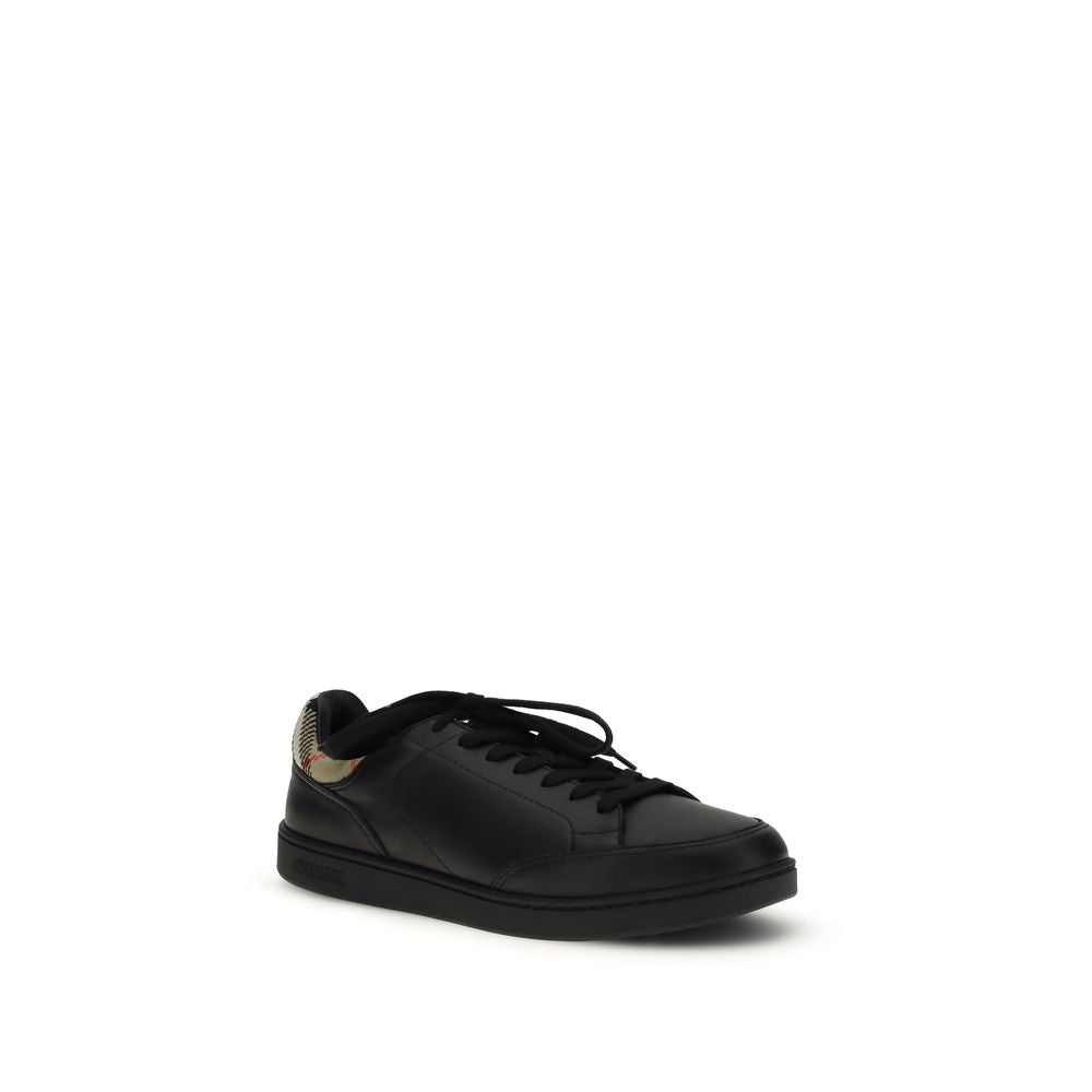 Burberry Black Calf Leather Bos Taurus Low Top Sneakers Burberry