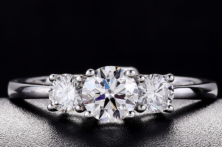 Cultured Diamond Ring, Elegant Diamond Engagement Ring, Non-Tarnishing 18K Gold Lab-Grown Diamond Ring eprolo
