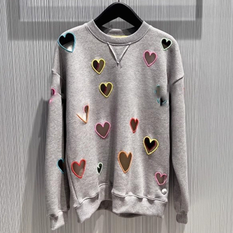 Small niche autumn and winter new grey round neck hollow out heart embroidered long sleeved hoodie for women eprolo