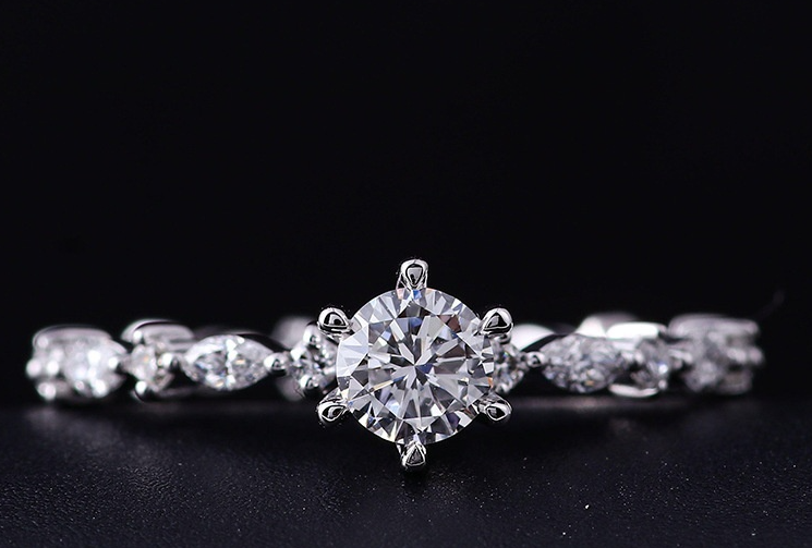 Cultured Diamond Ring, Elegant Diamond Engagement Ring, Non-Tarnishing 18K Gold Lab-Grown Diamond Ring eprolo