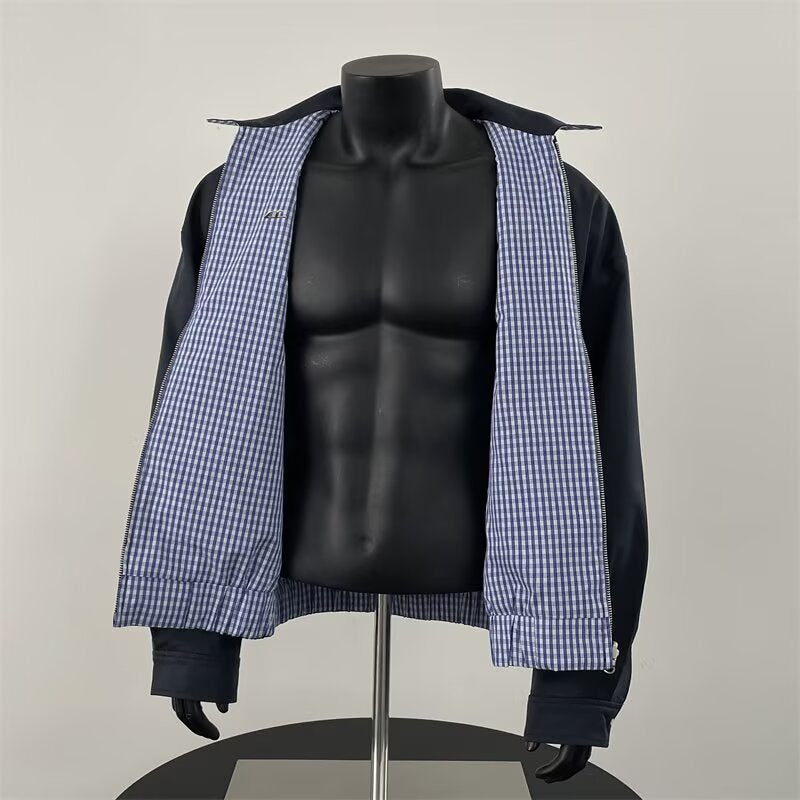 Men wearing flip collar flying jackets on both sides eprolo