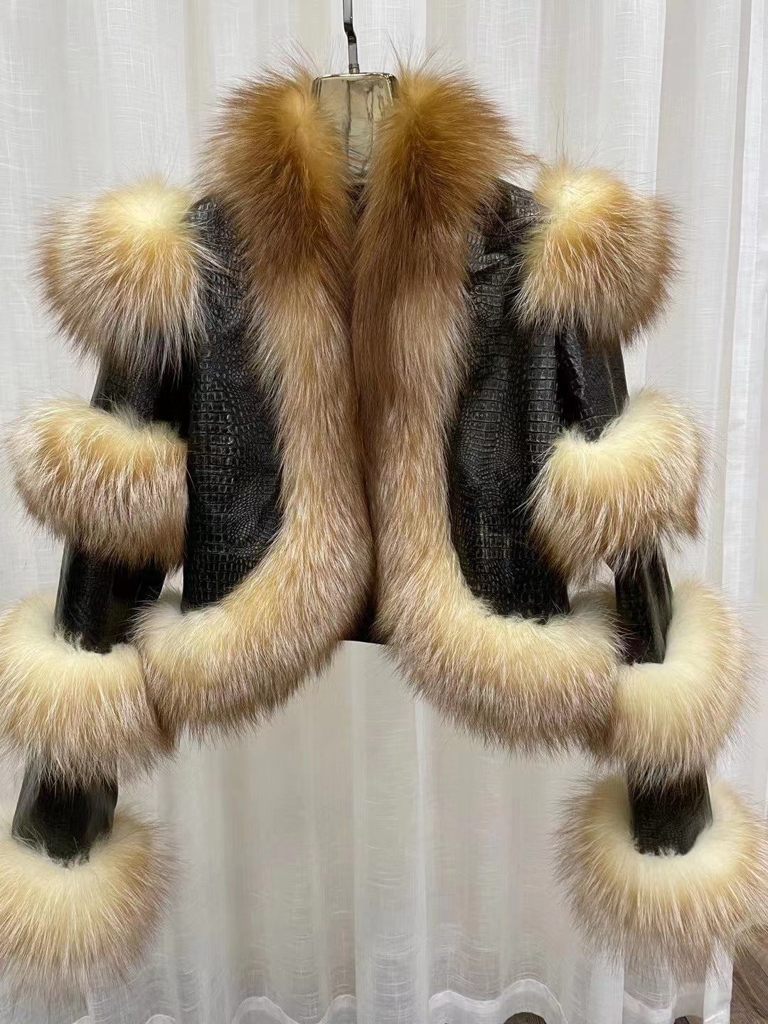 Elegant Bright Patent Leather Pattern Sheepskin Fashion Short Fox Fur Coat LittleYogaSocks